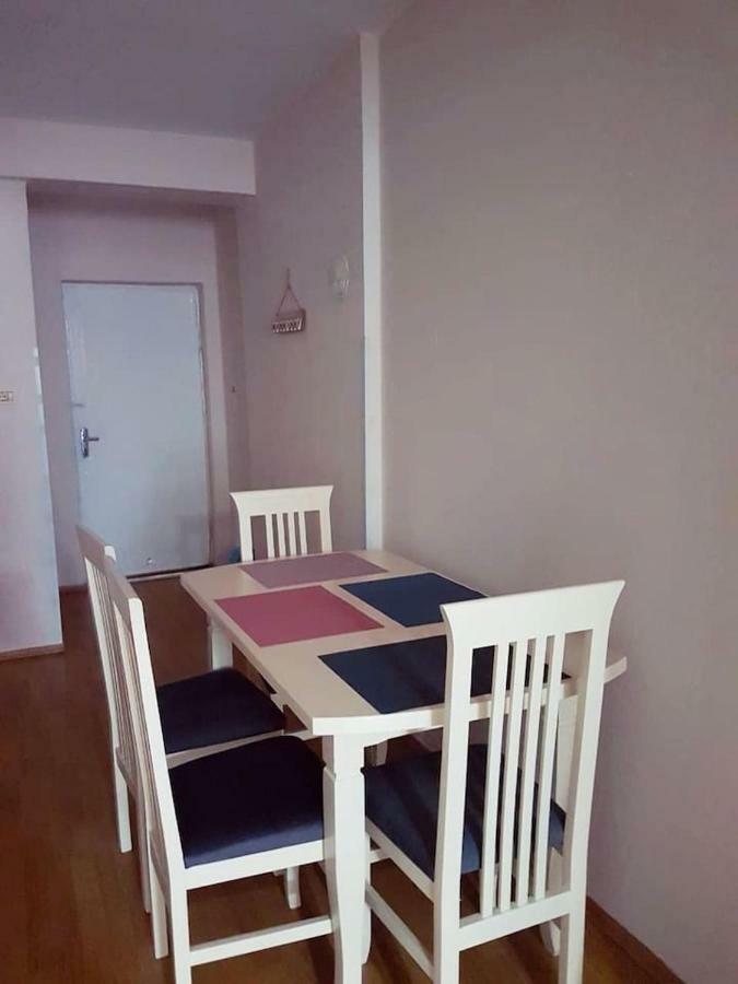 Lovely Apt At The Heart Of The City&Near The Lake Pogradec Esterno foto